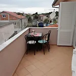 بيت للعطل Sljuka