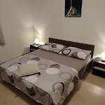 بيت للعطل Sljuka