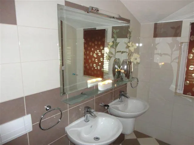 Sljuka * ピロヴァッツ